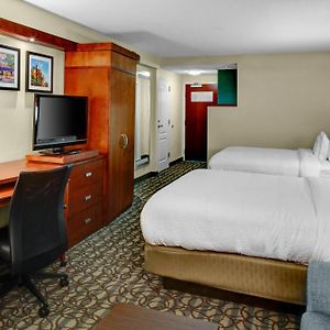 Queen Room Sofa Bed City View